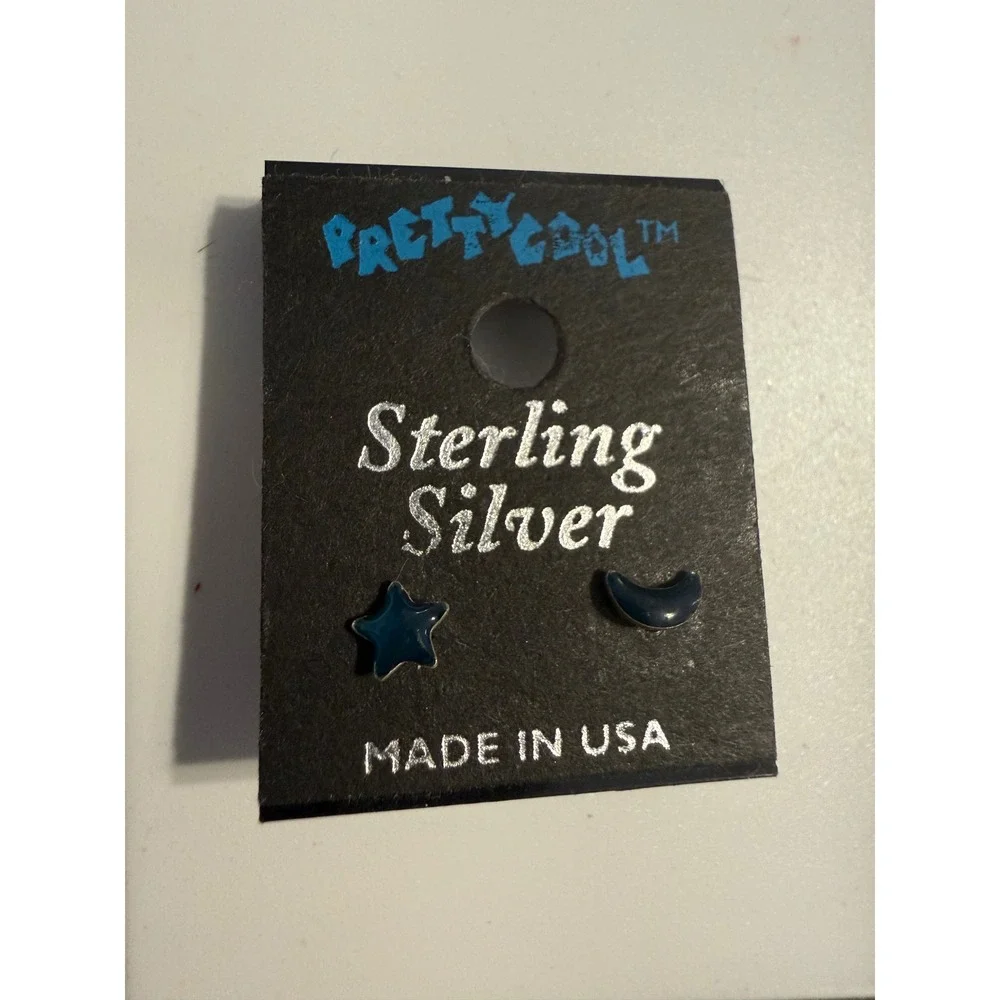 Pretty Cool Sterling Silver Star Moon Mismatched Stud Earrings Blue Enamel USA